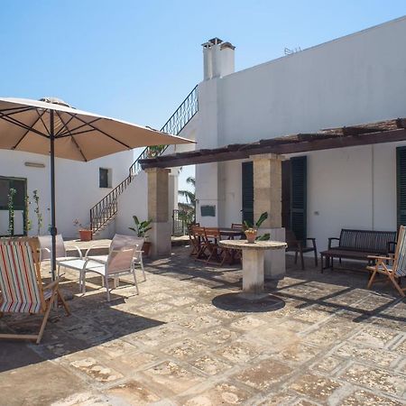 Palazzo Ashian Bed & Breakfast Акуарика дел Капо Екстериор снимка