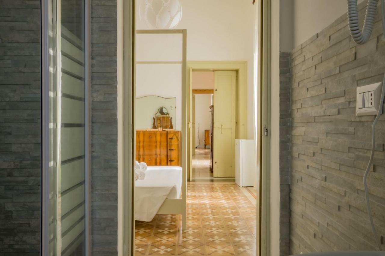 Palazzo Ashian Bed & Breakfast Акуарика дел Капо Екстериор снимка
