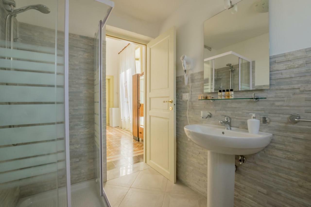 Palazzo Ashian Bed & Breakfast Акуарика дел Капо Екстериор снимка