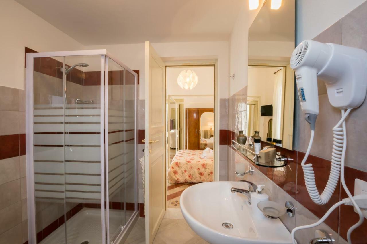 Palazzo Ashian Bed & Breakfast Акуарика дел Капо Екстериор снимка