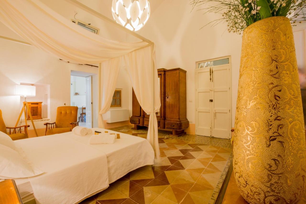 Palazzo Ashian Bed & Breakfast Акуарика дел Капо Екстериор снимка