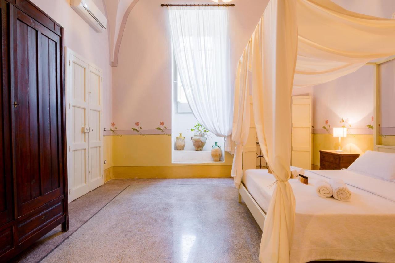 Palazzo Ashian Bed & Breakfast Акуарика дел Капо Екстериор снимка